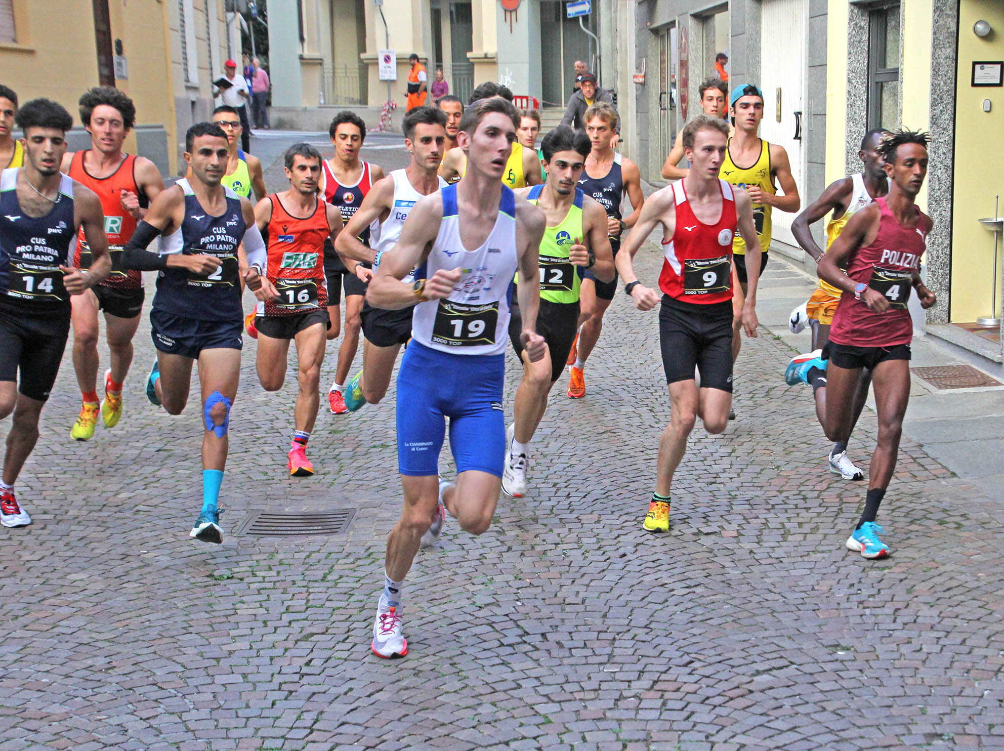 TRE ORE E MEZZA DI ATLETICA NEL CUORE DELLA CITTA' DI BIELLA